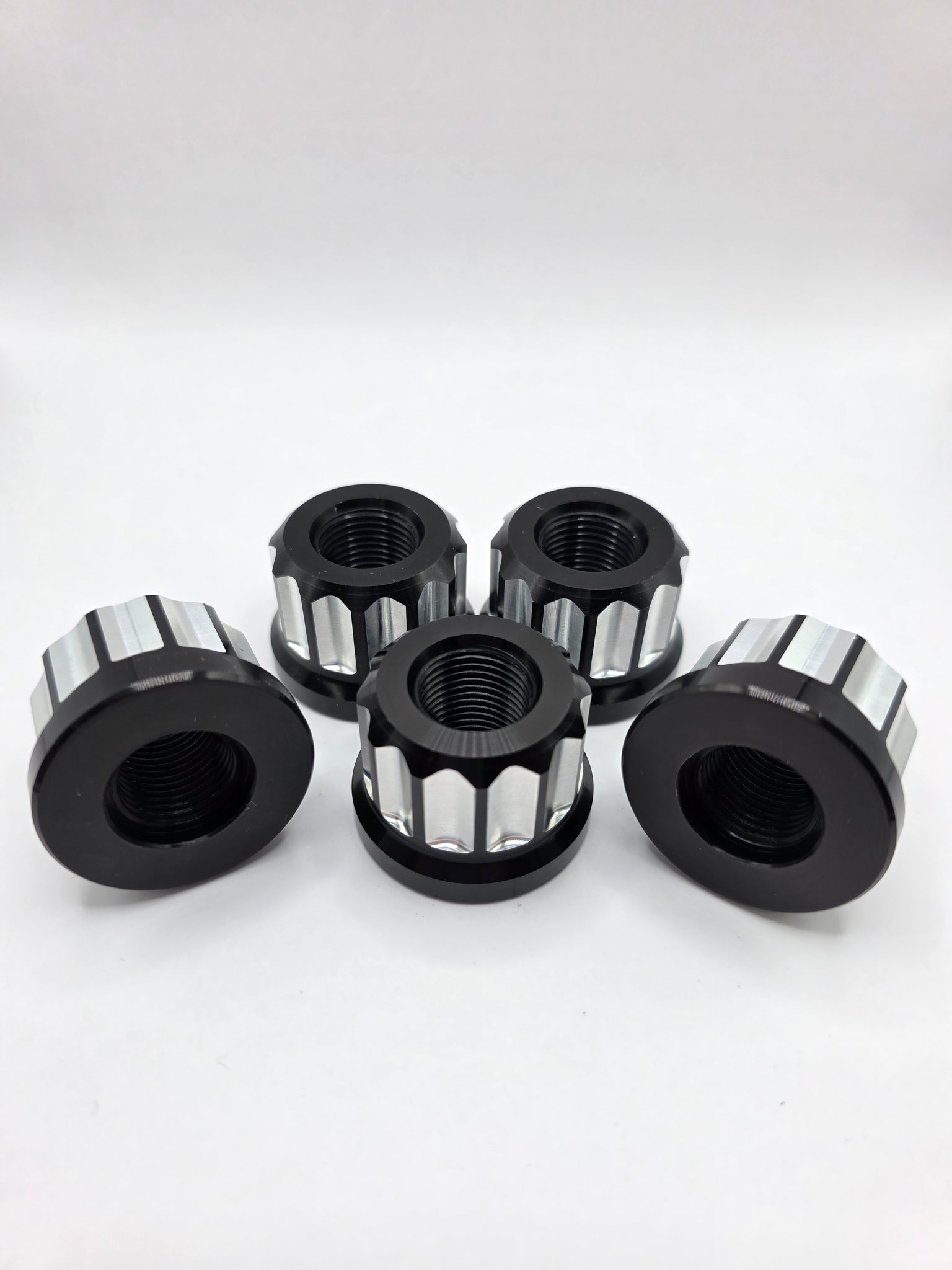 DEEZNUTZ XL 12 Point Billet 7075 Aluminum 5/8-18 Lug Nuts